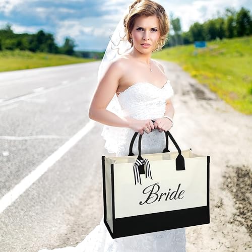 Miniatura 4 de Karenhi Juego de 3 piezas de regalo para novia, incluye vaso de copas de champán para esposa, bolsa de regalo para despedida de soltera, pantuflas I