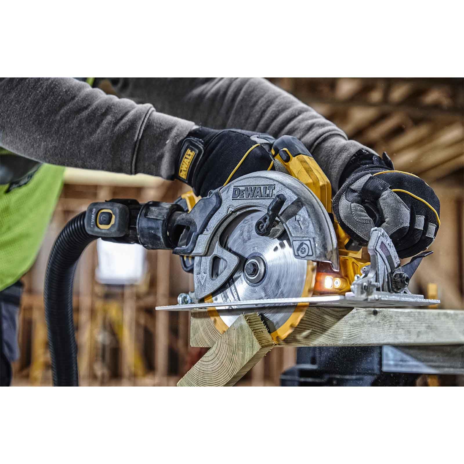 DeWALT DCK2012P2T-QW 18V 5Ah ręczna piła tarczowa + wyrzynarka wahadłowa