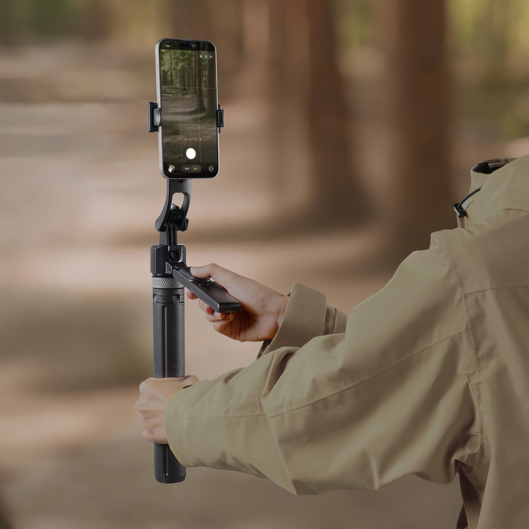 Ulanzi TT23 Perche à selfie avec suivi KI 163 cm trépied avec 4 pieds et télécommande Bluetooth pour smartphone, iPhone, Android