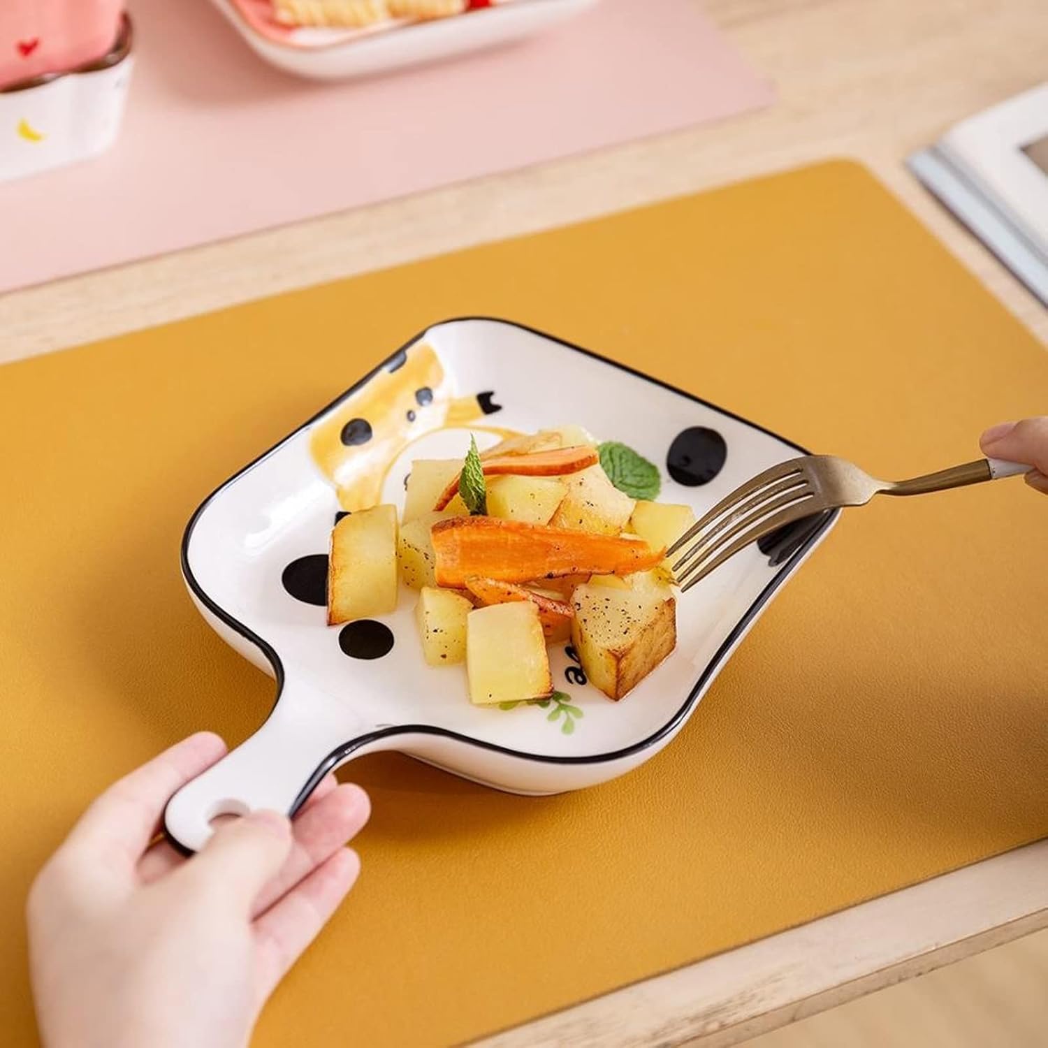 Baking Dish Ceramic Baking Dish Household Cute Baking Pan Salad Plate Oven Kitchen Bakeware Tray Tableware 2 Pcs Bakeware (Color : C) (A)