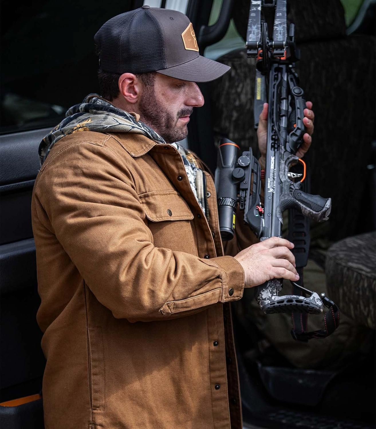 Legendary Whitetails mens Buck Commander Hunter's Edge Canvas Jacket - Image 3