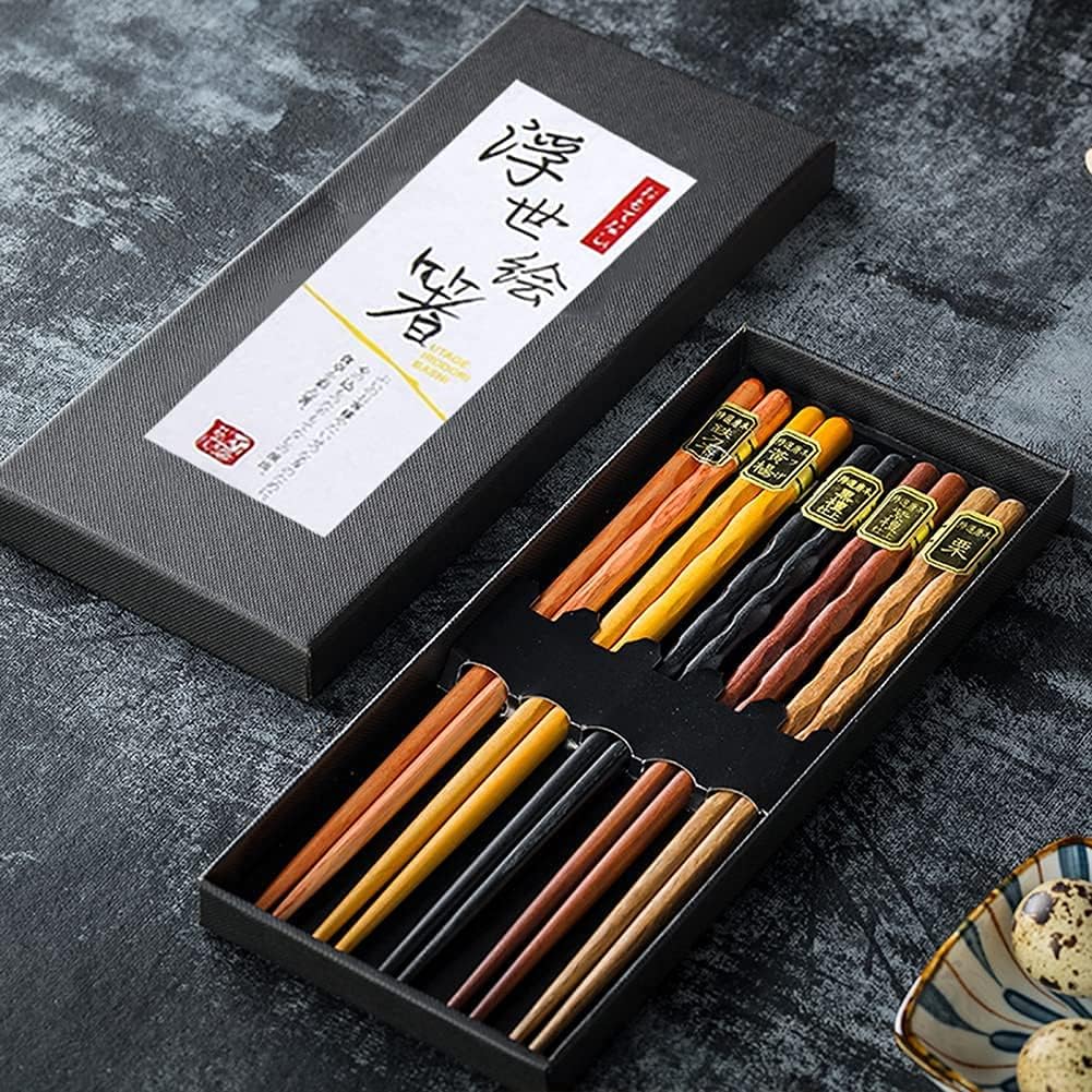 5 Pairs Chopsticks, KUAHAIHINTERAL Japanese Natural Wooden Chop Stick Reusable Classic Style Chopstick Set with Delicate Box as Present Gift (Natural Wood)