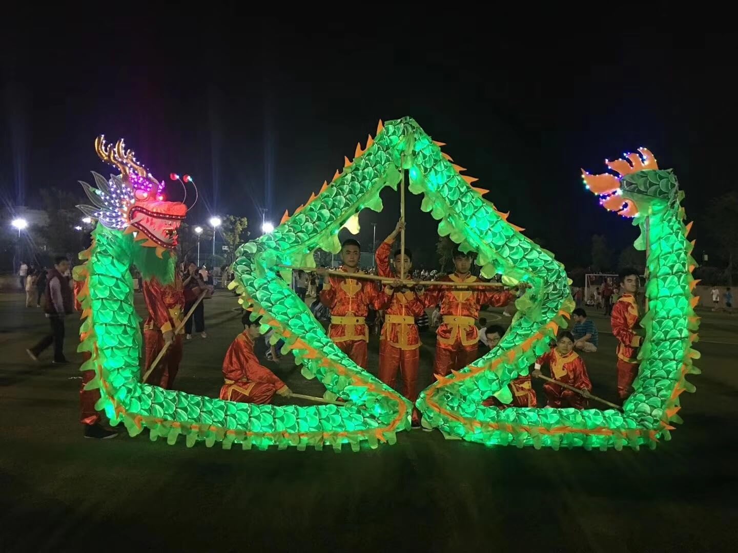 BKEKM Danza del Leone 10,3 Metri Danza del Leone Drago Luce a LED Testa di Danza del Leone per Sport all'Aria Aperta Set di Danza del Leone Mascotte Puntelli di Danza del Leone