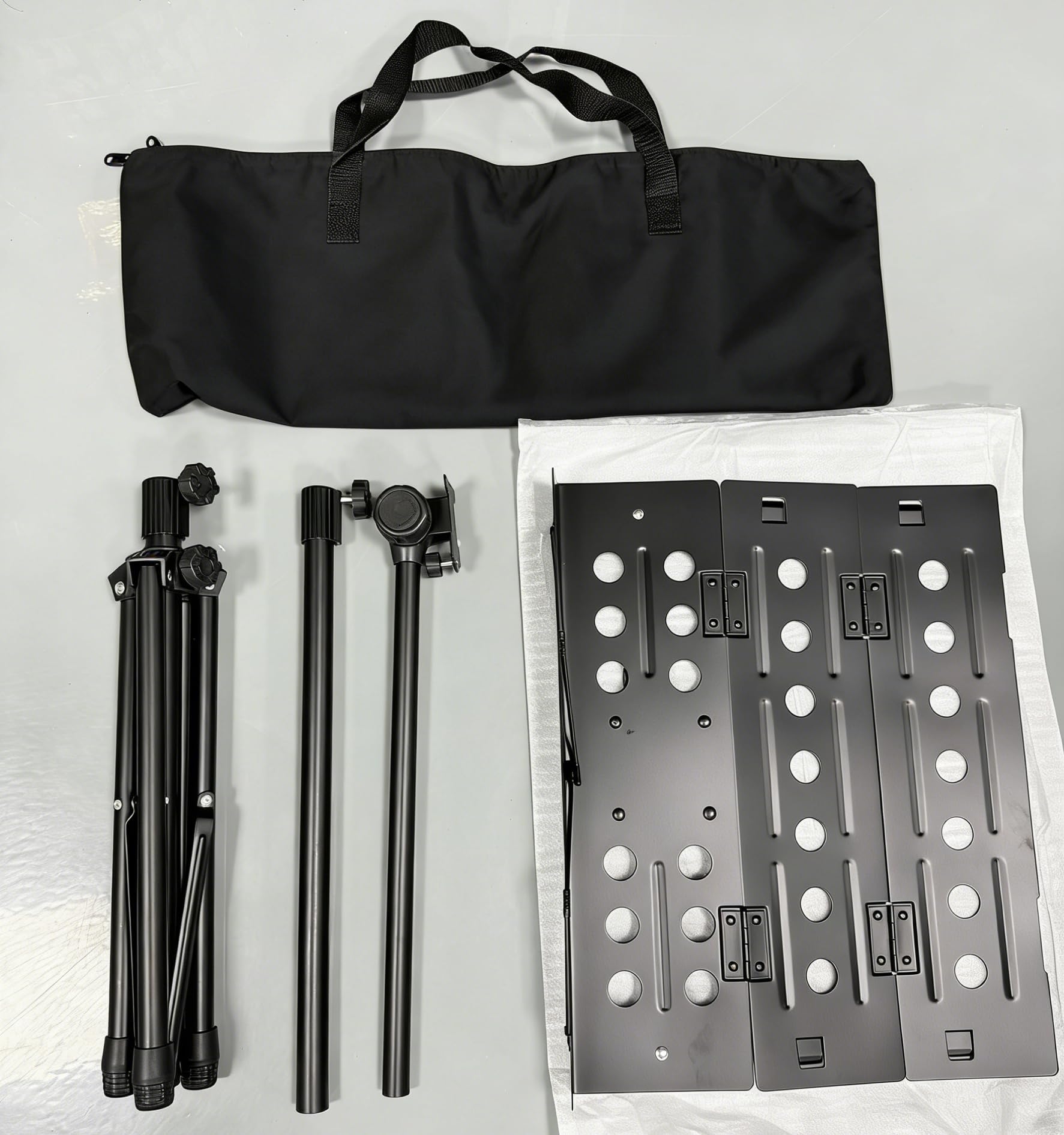 Pupitre de partition professionnel pliable robuste en métal avec plateau perforé, réglable en hauteur et pliable, avec sac de transport, idéal pour les spectacles de groupe et les répétitions
