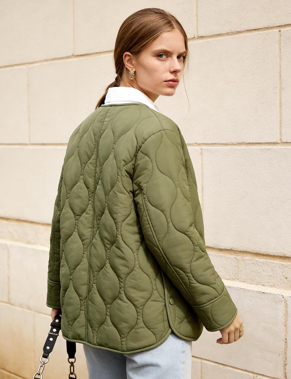 Flygo Women's Oversized Quilted Lightweight Jacket Button Down Puffer Padded Outerwear with Pocket