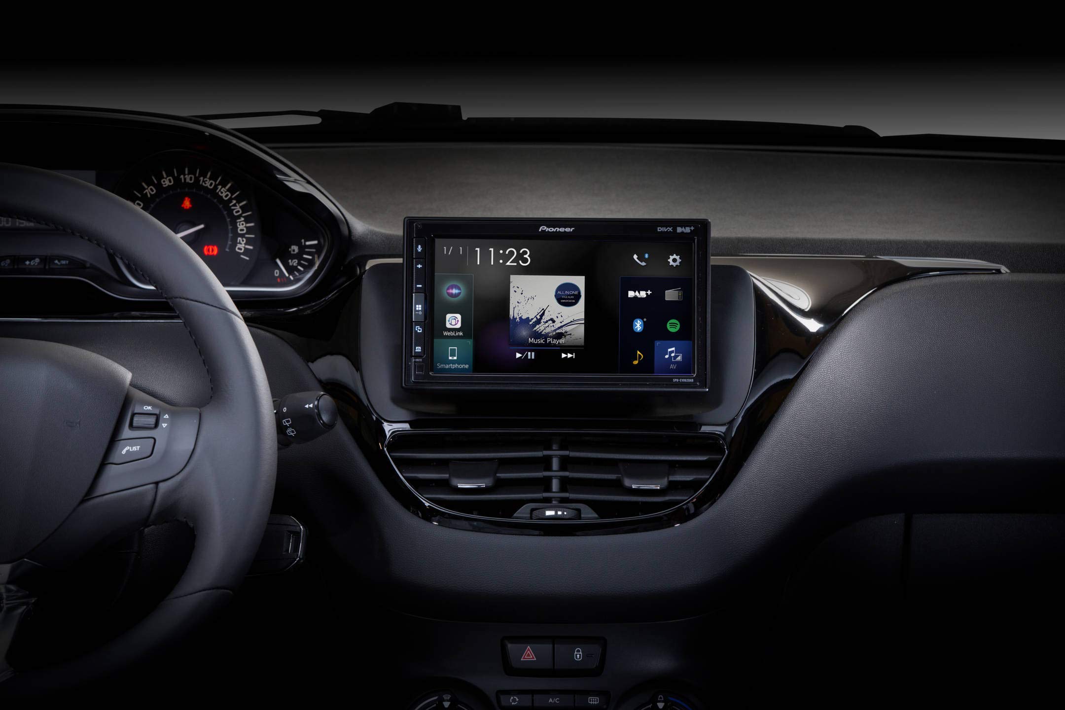 Pioneer SPH-EVO62DAB-208 Mediacenter do Peugeot 208/2008 – ekran dotykowy 6,8", szybkie ładowanie USB, Apple CarPlay, Android Auto, radio cyfrowe DAB/DAB+, Bluetooth, 13-pasmowy korektor