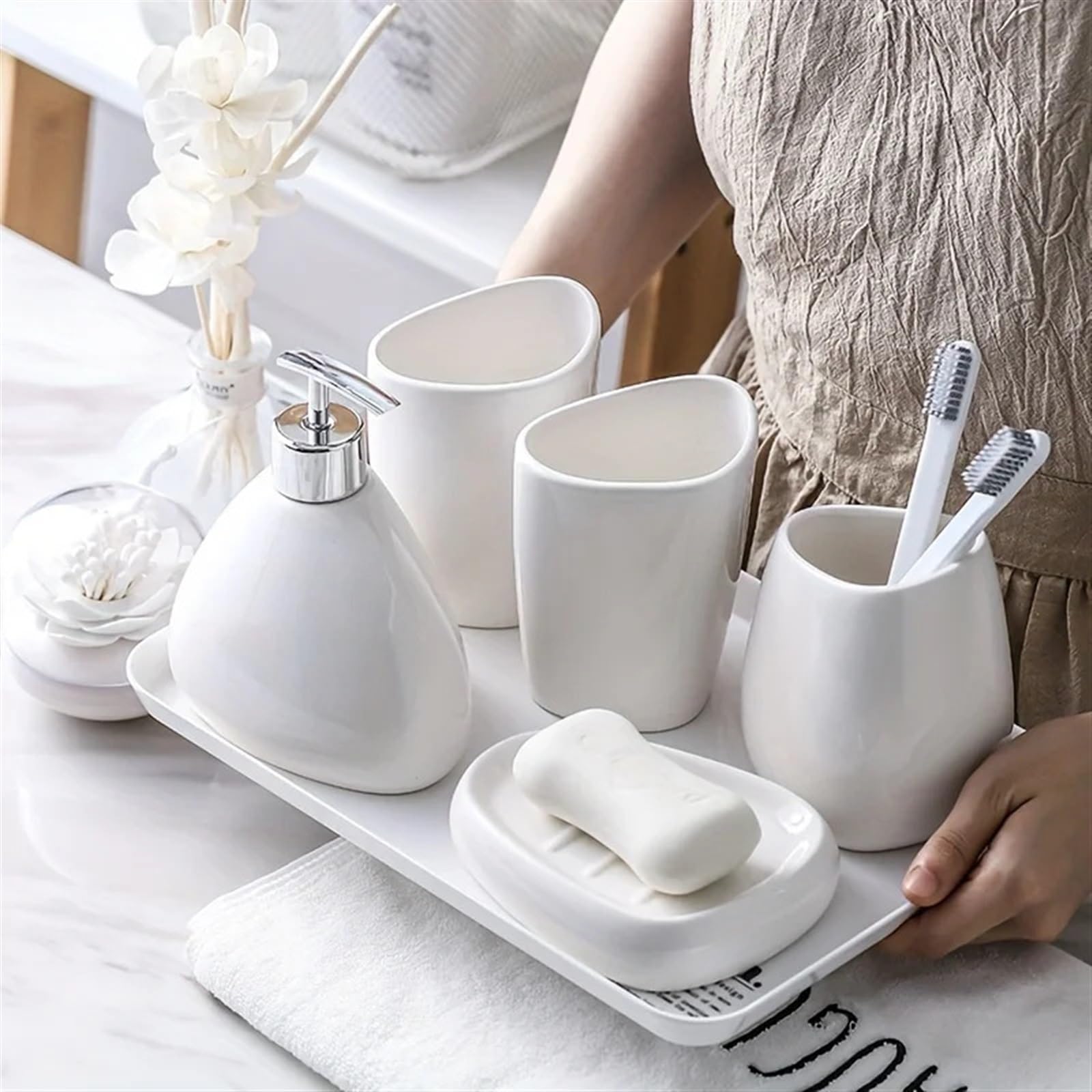 Bathroom Accessory Set Per Casa