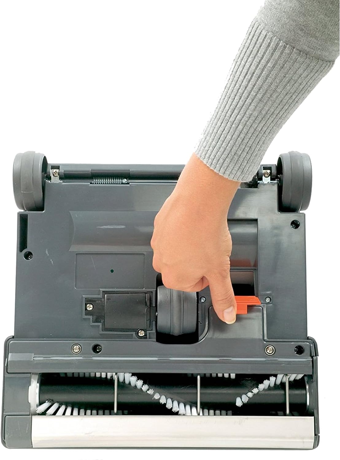 Removing the brush roller from a SEBO G4 canister vacuum