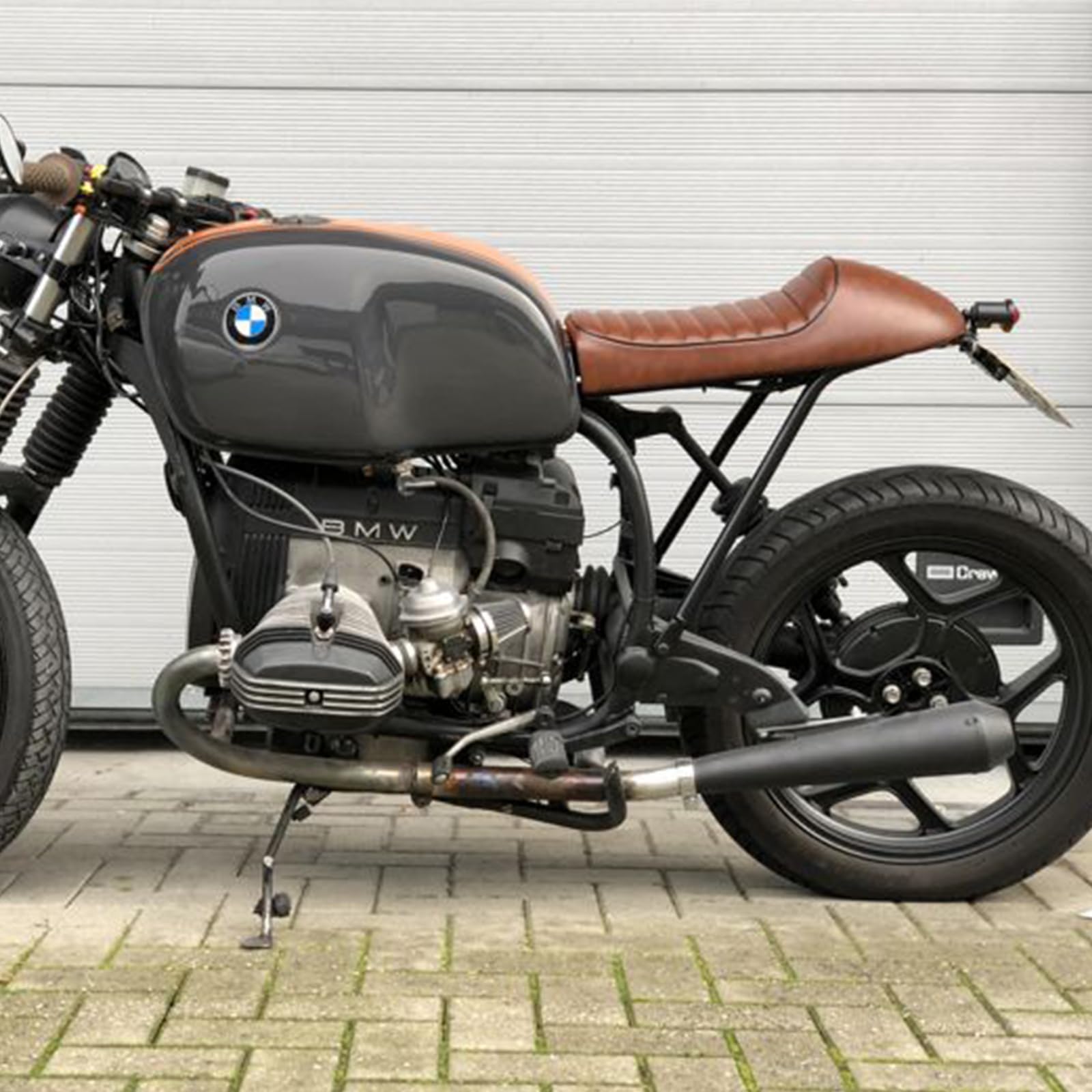 Universal Retro Tuck N' Roll Cafe Racer Brat Seat/Not Bike