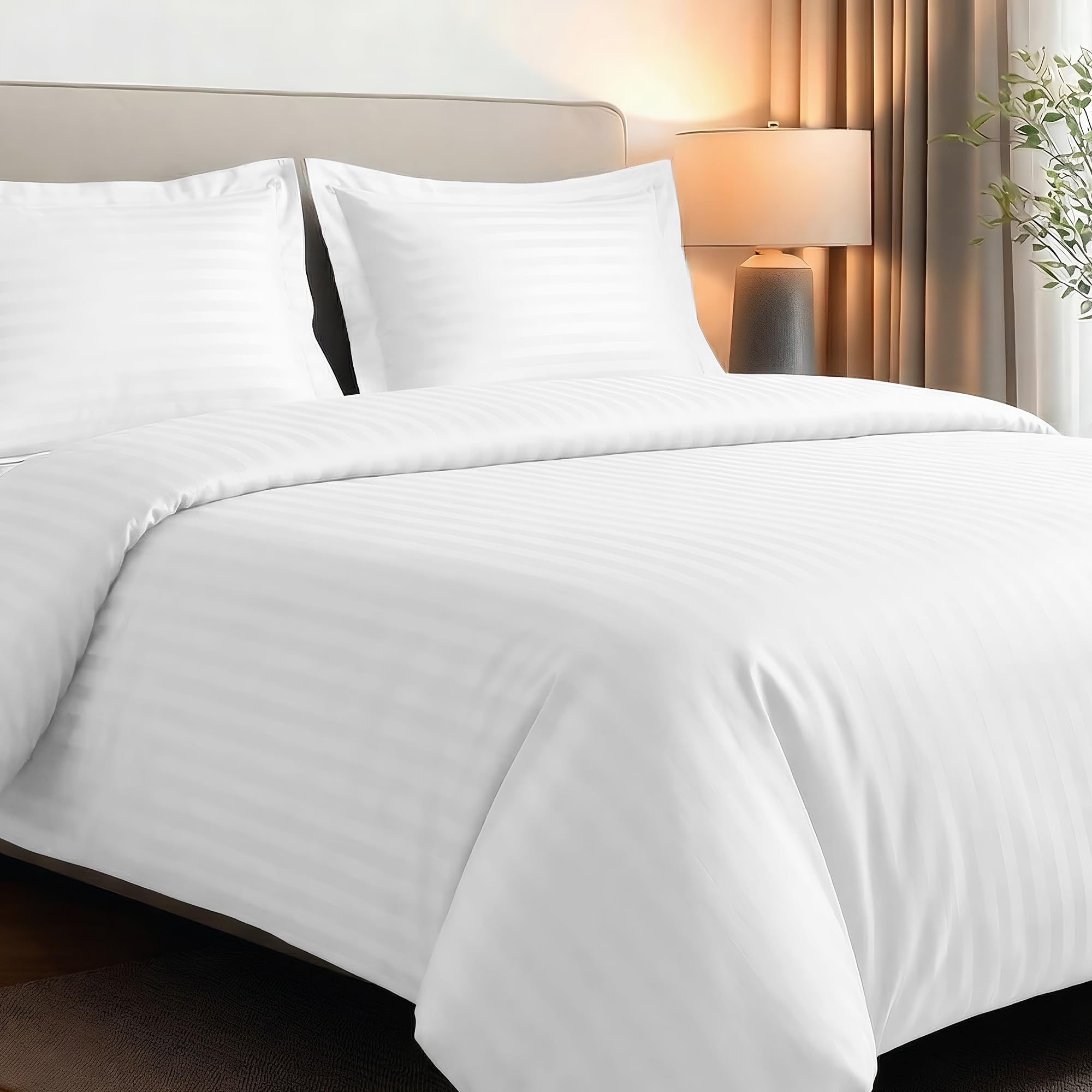 Deconovo Super King Duvet Cover Set White, Soft Microfibre Striped Bedding Sets, Embossed Stripe Design, OEKO-TEX Certified, Easy Care Super King Bedding Set(220x260cm, White)