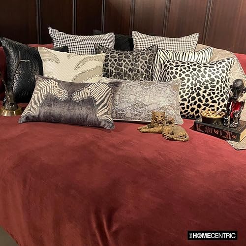Miniatura 7 de The HomeCentric Funda de almohada con cremallera, 24 x 24 pulgadas, fundas de almohada cuadradas de terciopelo con estampado de animales, fundas de