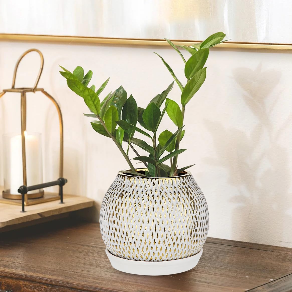 Ceramic Plant Pots for Plants Indoor 6.1 Inch Round Gold and White Flower Pot Gilded Decorative Planter with Drainage Hole and Saucer Modern Ceramic Pot for Succulents Orchids Cactus Herbs Home Decor