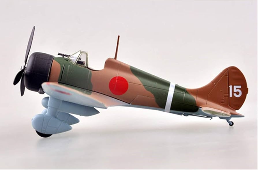 Amazon | 1/72 完成品 36450 日本海軍 九六式艦上戦闘機 第十三