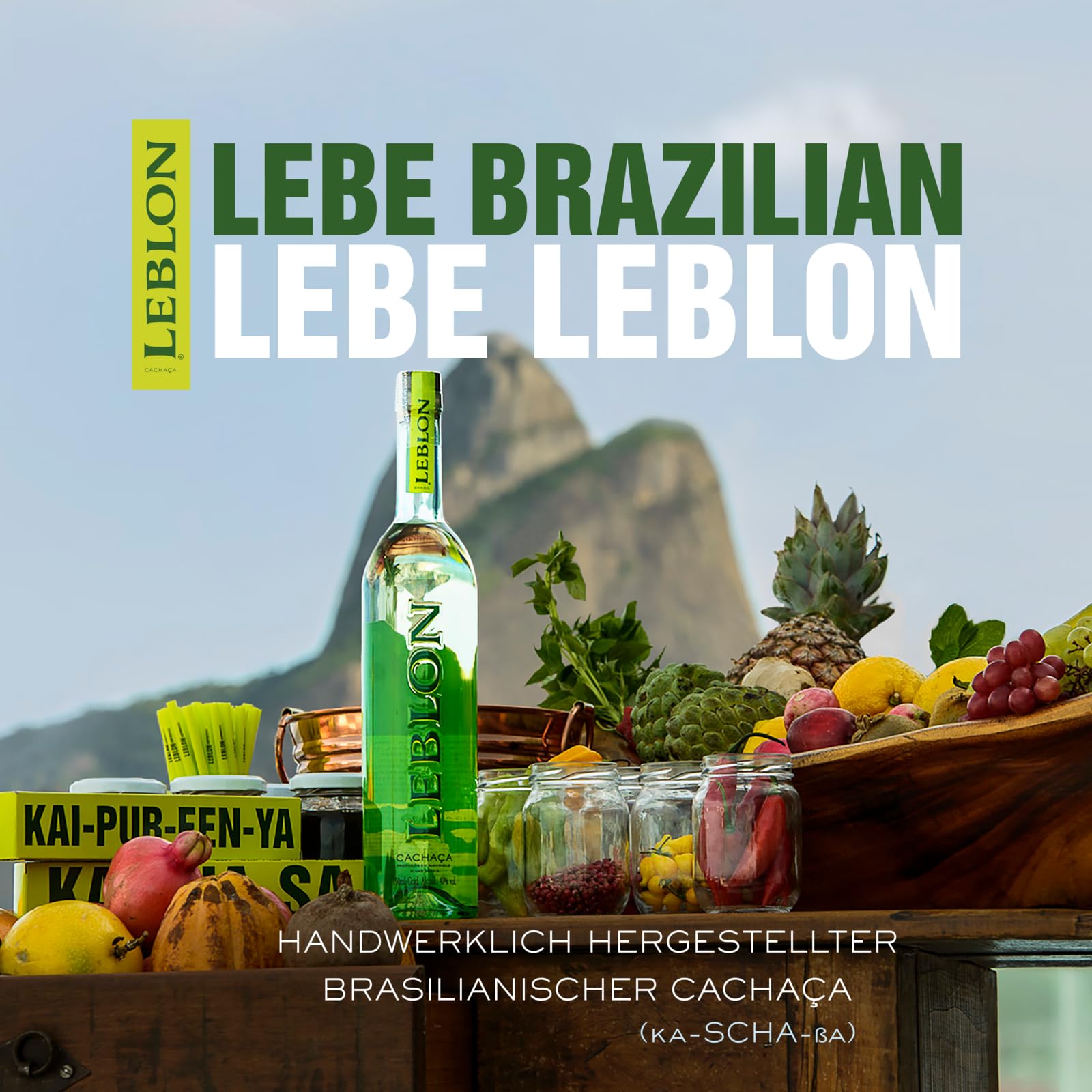 Leblon Cachaça, Premium Spirituose aus brasilianischem Zuckerrohr, handwerklich hergestellt, in französischen Cognac-Eichenfässern gereift, perfekt für Caipirinha Cocktails, 40 Vol %, 70 cl/700 ml