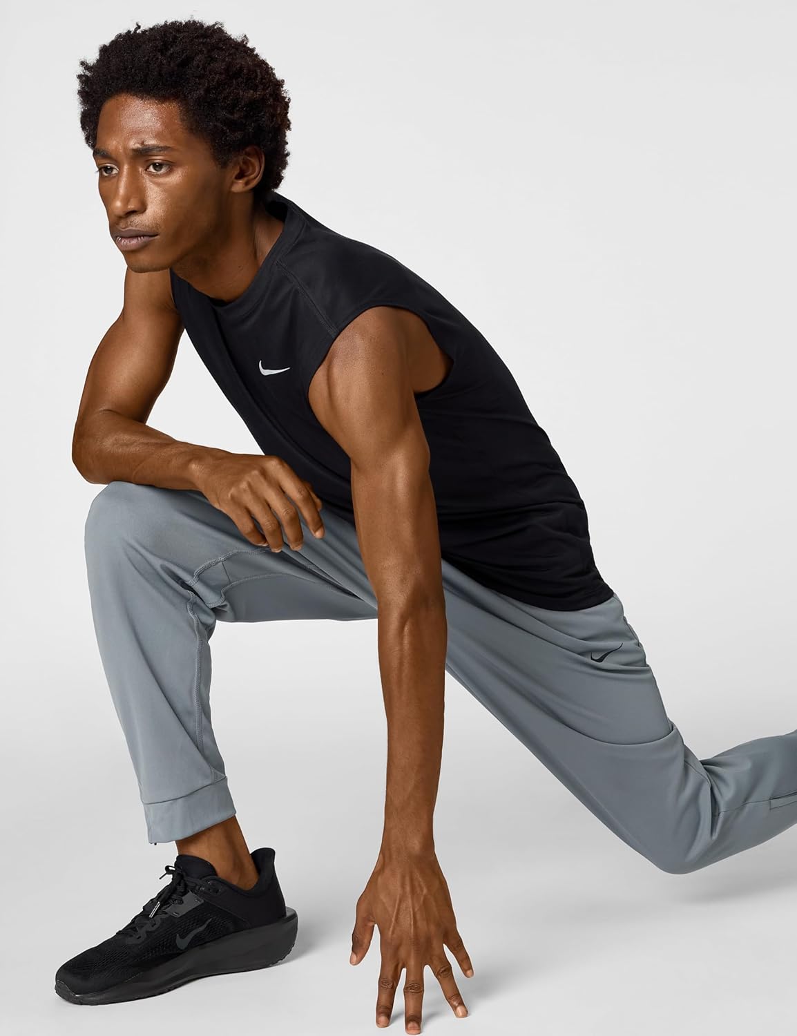 Nike Men's Totality Dri-FIT Tapered Versatile Pants - Image 7