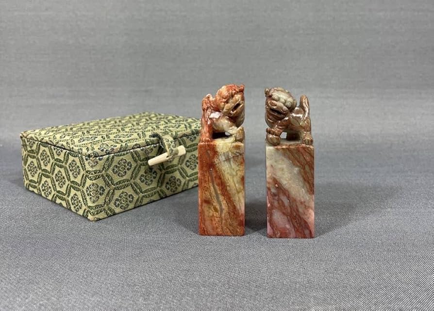 Amazon.co.jp: 風車魯卿 作 寿山石 獅鈕 印章一対検：中国美術