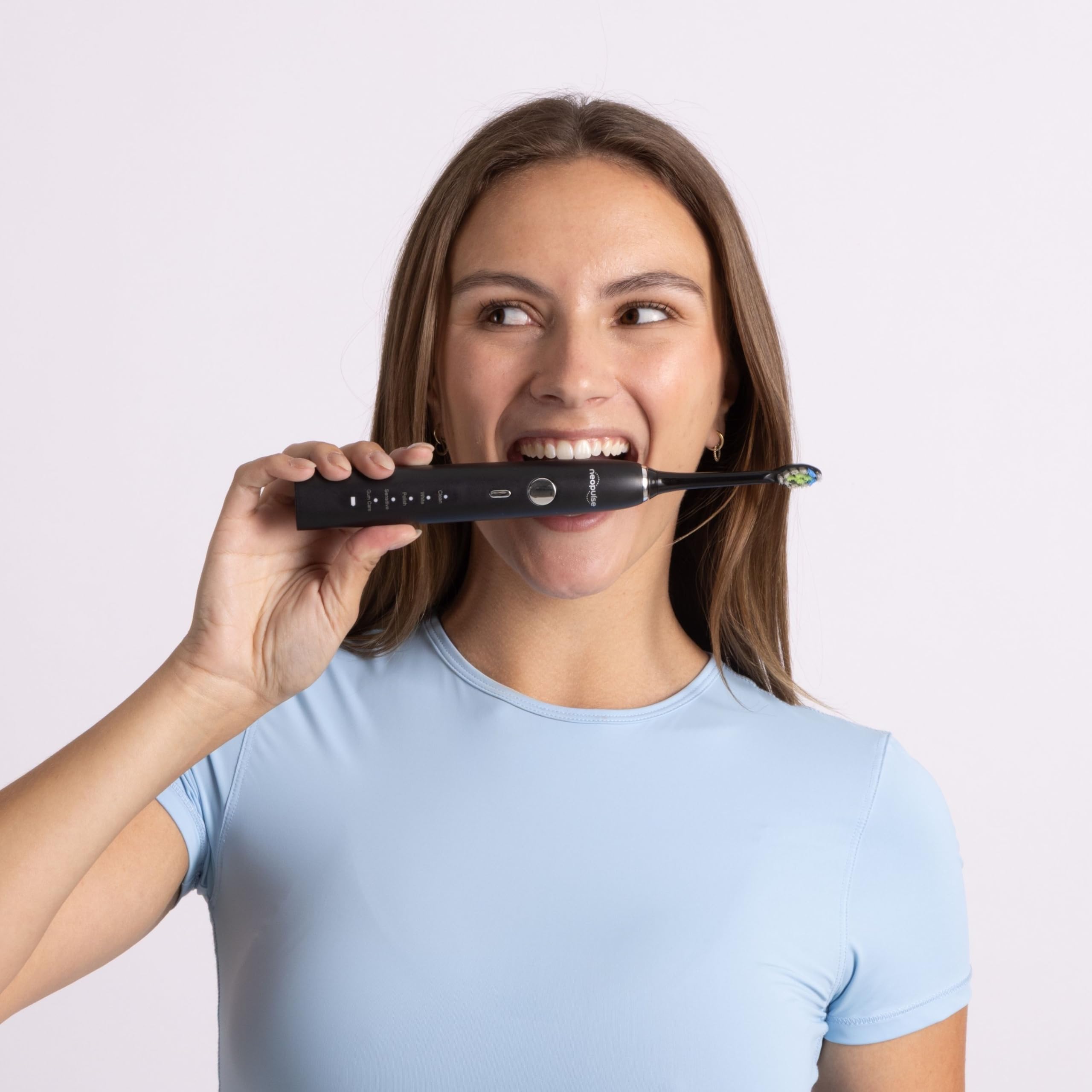 NEOPULSE NEOSONIC® – Cepillo de Dientes Eléctrico Sónico, 50.000 Vibraciones/min, 5 Modos y 15 Intensidades, Temporizador 2 min, 3 Meses de Autonomía, Carga USB-C, 2 Cabezales Incluidos, Negro