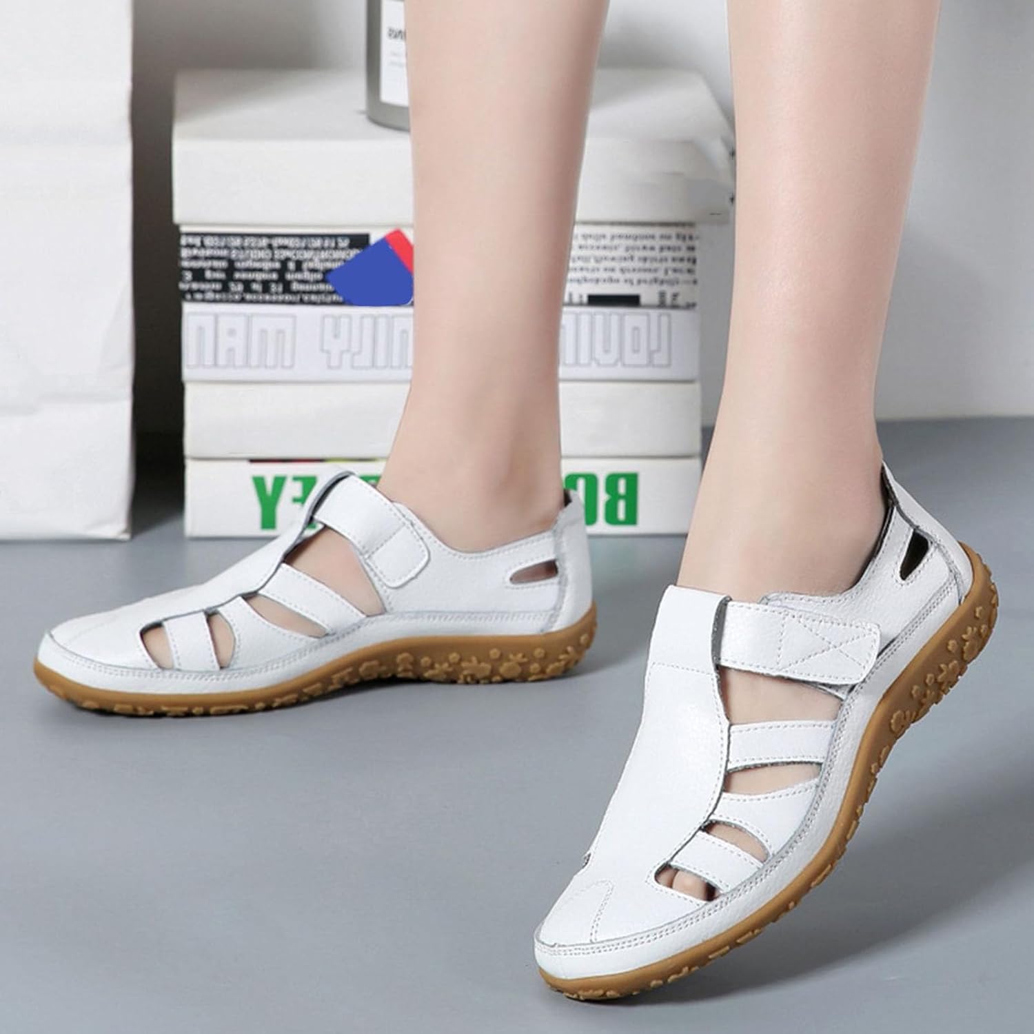 Women's Retro Flat Leather Non-slip Sandals, Closed Toe Sandals, Comfortable Hollow Out Sandals for Women