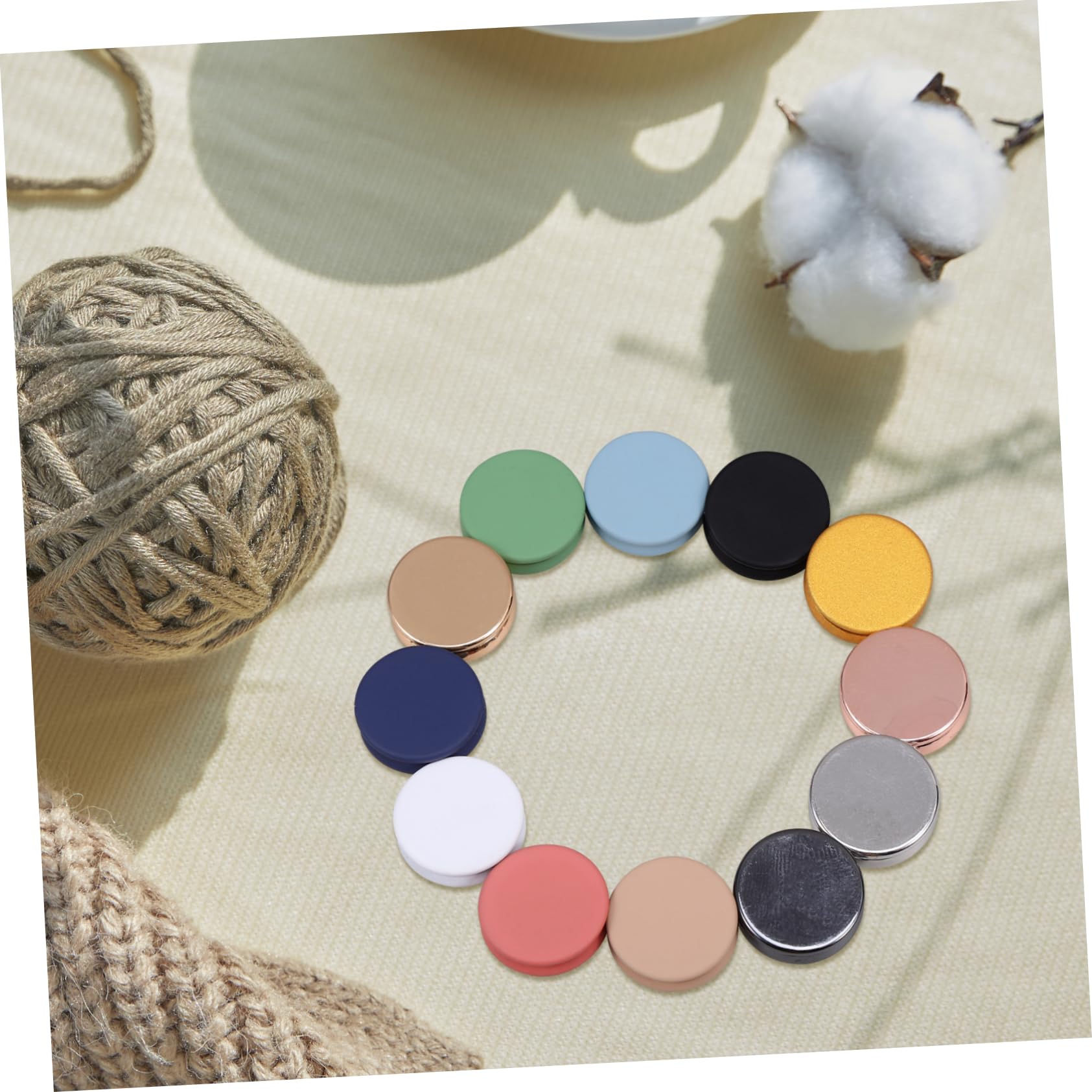 Housoutil 2 Sätze Magnetkragen Pin Brosche Magnetstifte Tasten Hijab -magnete Hijab-magnete Stark Magnetische Haken Schal Liefern Multifunktionale Magnetische Kleidungsklammern 12 Stück * 2