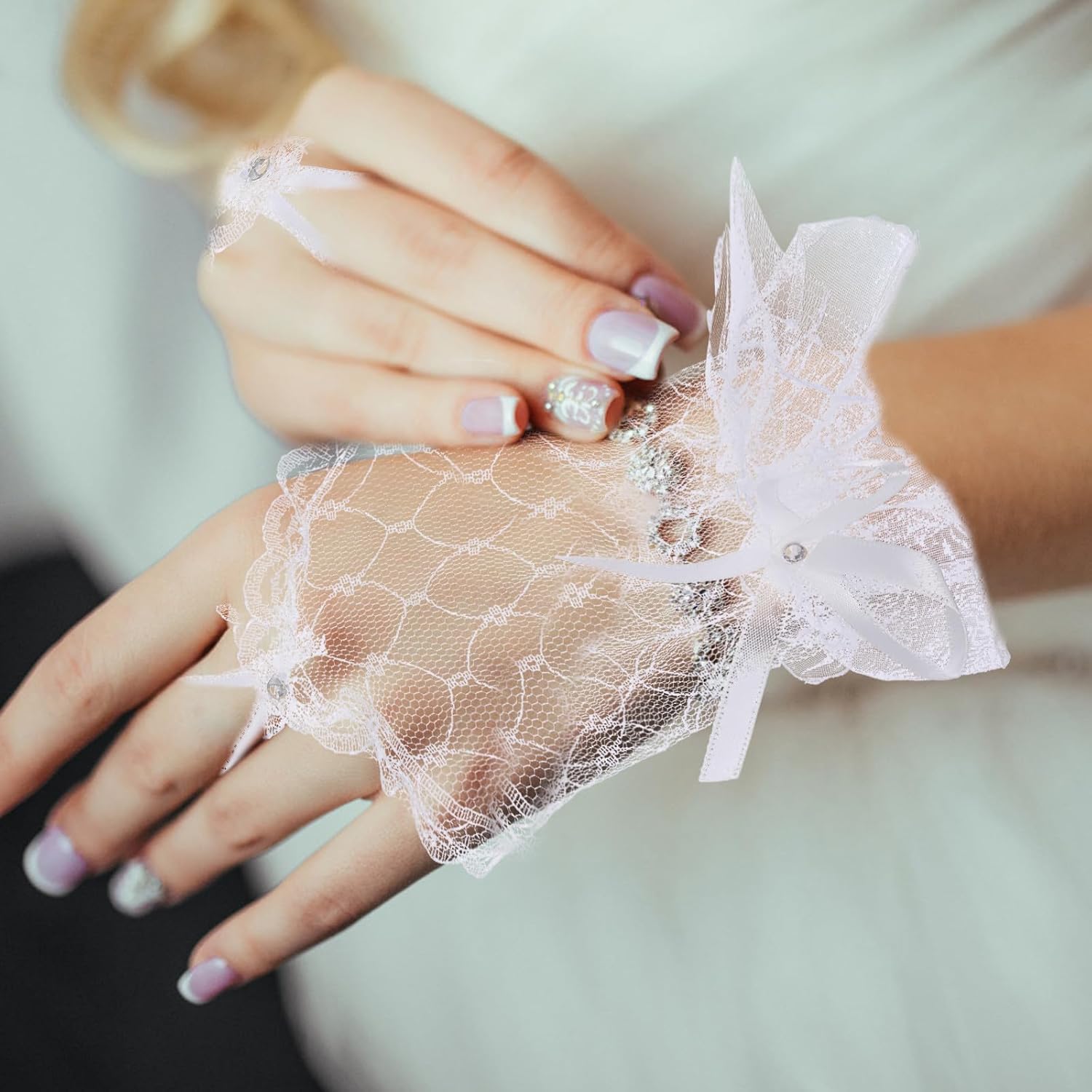 Garneck 2 Pairs Lace Fingerless Gloves for Women Wedding and Accessory image 4