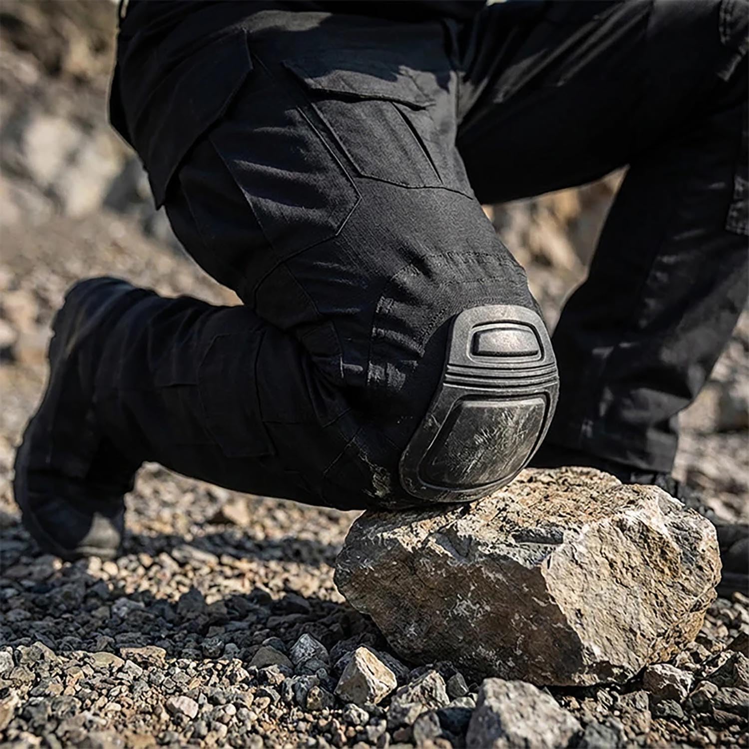 Men's Tactical Cargo Pants with Knee Pads Multi-Pocket Military Trousers Outdoor Training, Hiking, Wear-Resistant Work Pants