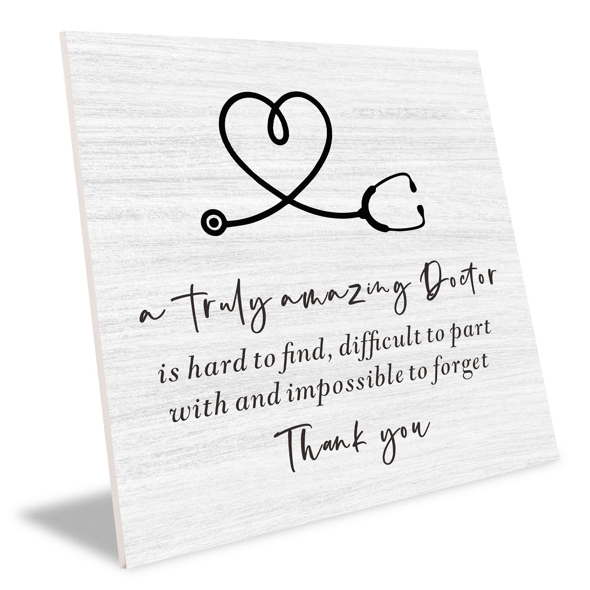 Cartel de madera con texto en inglés "Thank You Doctor"