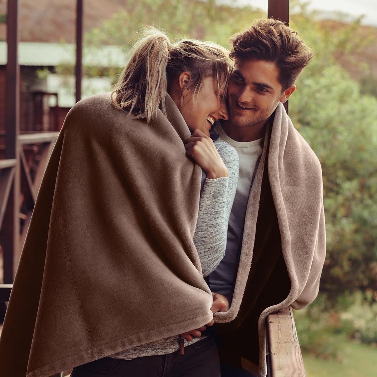 ActionHeat 7V Battery Heated Plush Throw Blanket – Battery-Operated Winter Essential – Up to 6.5+ Hours Warmth