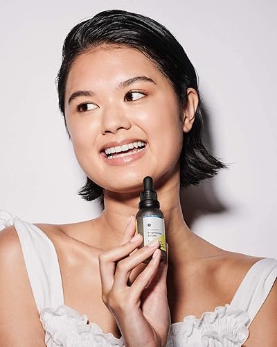 Miniatura 7 de 2D-Hialurónico y Vitamina C - Par perfecto de piel opaca + seca - 1.0 fl oz