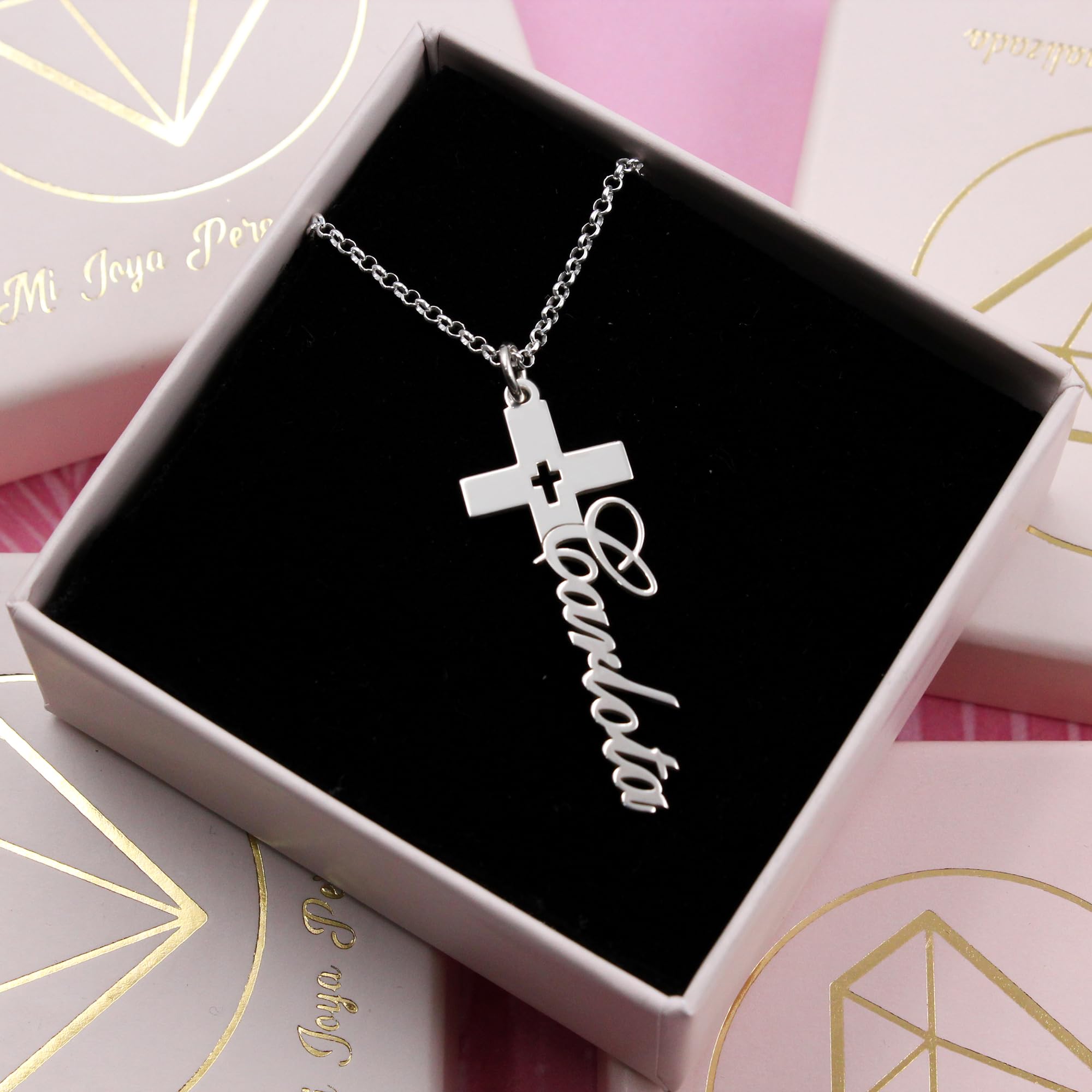 Cruz Comunión Niña o Niño - Regalo Original para Hijo o Nieto en su Primera Comunión o Confirmación (Tipografía NIÑA)