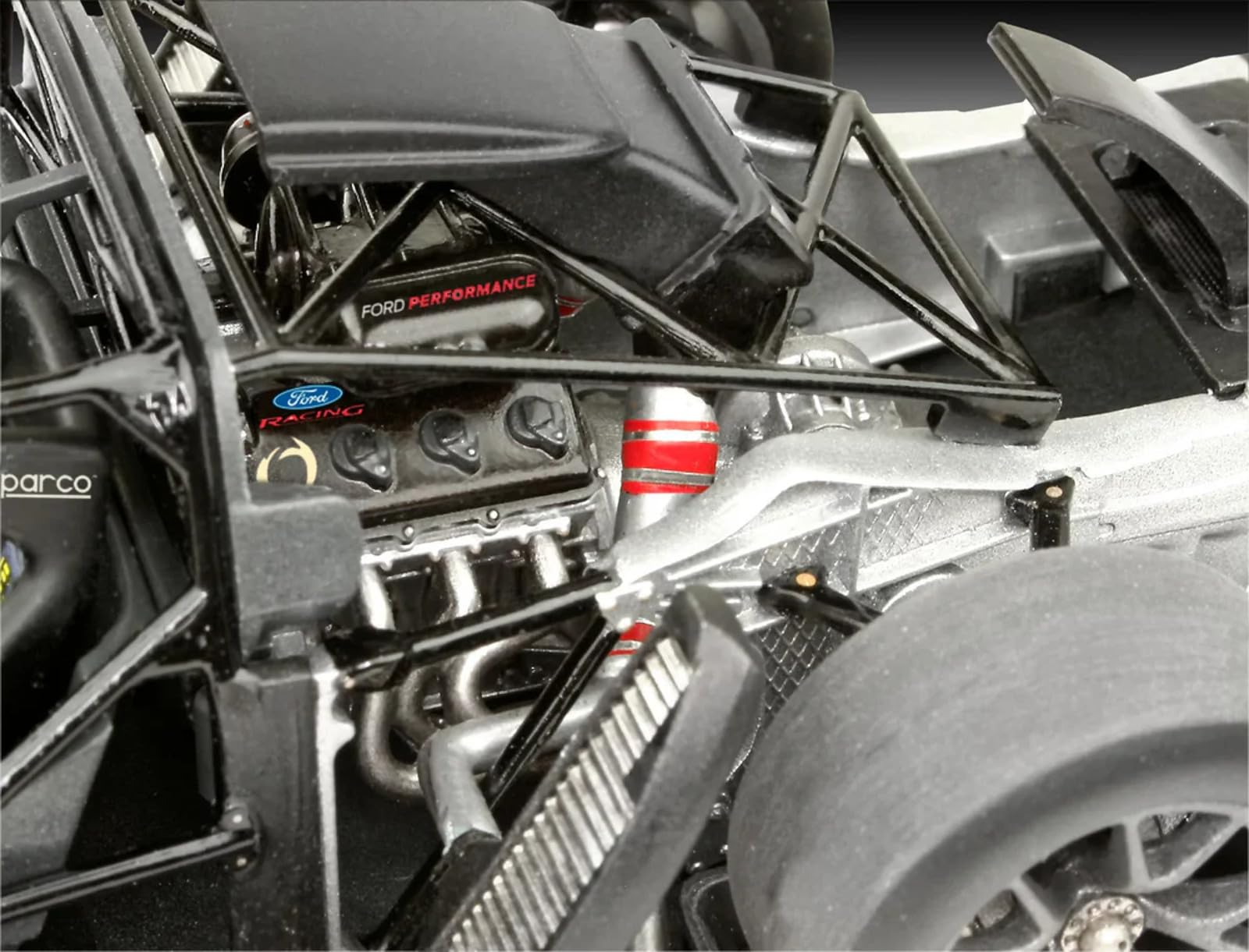 Revell Maquette de Voiture Ford GT - Le Mans - échelle 1/24-88 pièces