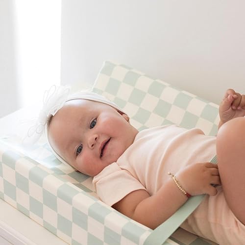 Miniatura 5 de Tiny Twinkle Cambiador de pañales para tocador y mesa de guardería, impermeable, lavable y a prueba de desorden con correa de seguridad, base