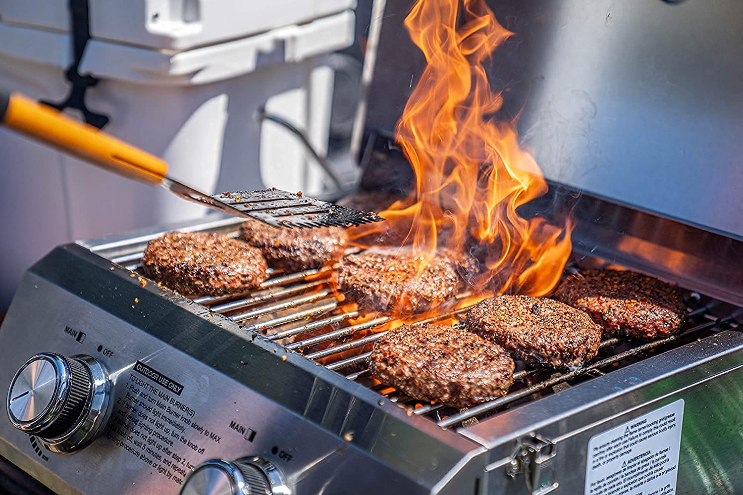 Monument Grills 13742 19inch Tabletop Portable Propane Gas Grill with