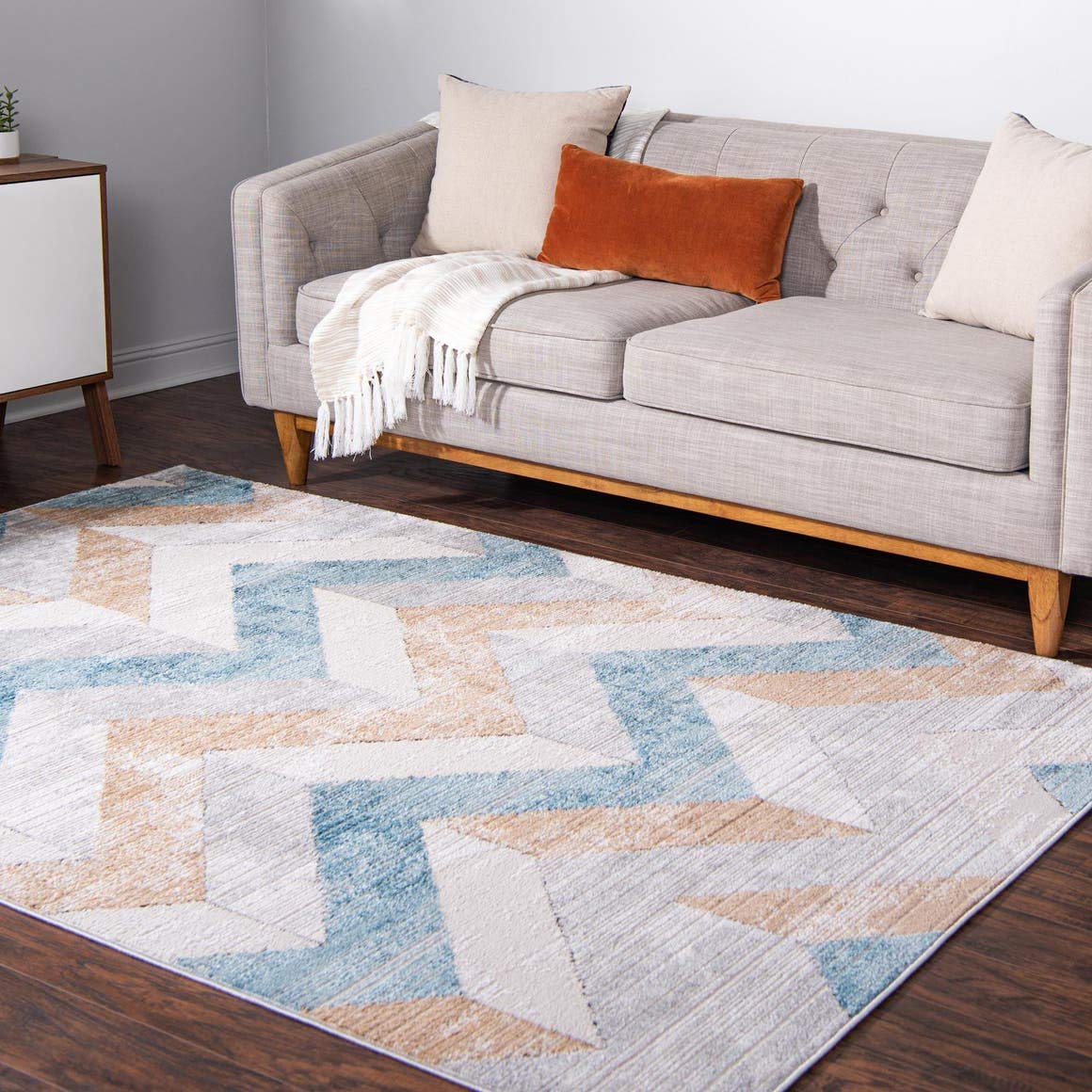 Amazon.com: Rugs.com Leipzig Collection Area Rug – 7' x 10' Blue