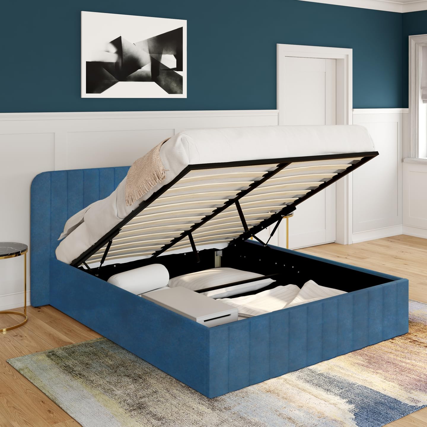 Lit Coffre Double PILOU 140x190 Cm - Tête De Lit Velours Beige Avec Oreillers - Sommier Relevable 26 Lattes - Rangement Intégré