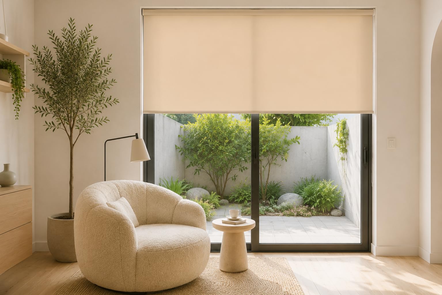 Estoralis | GOVE | Tenda a rullo disegno moderno | Traslucida tinta unita | Beige | 180 x 235 cm (larghezza/altezza) dimensione del tessuto 177 x 230 cm. | Tende per finestre e porte