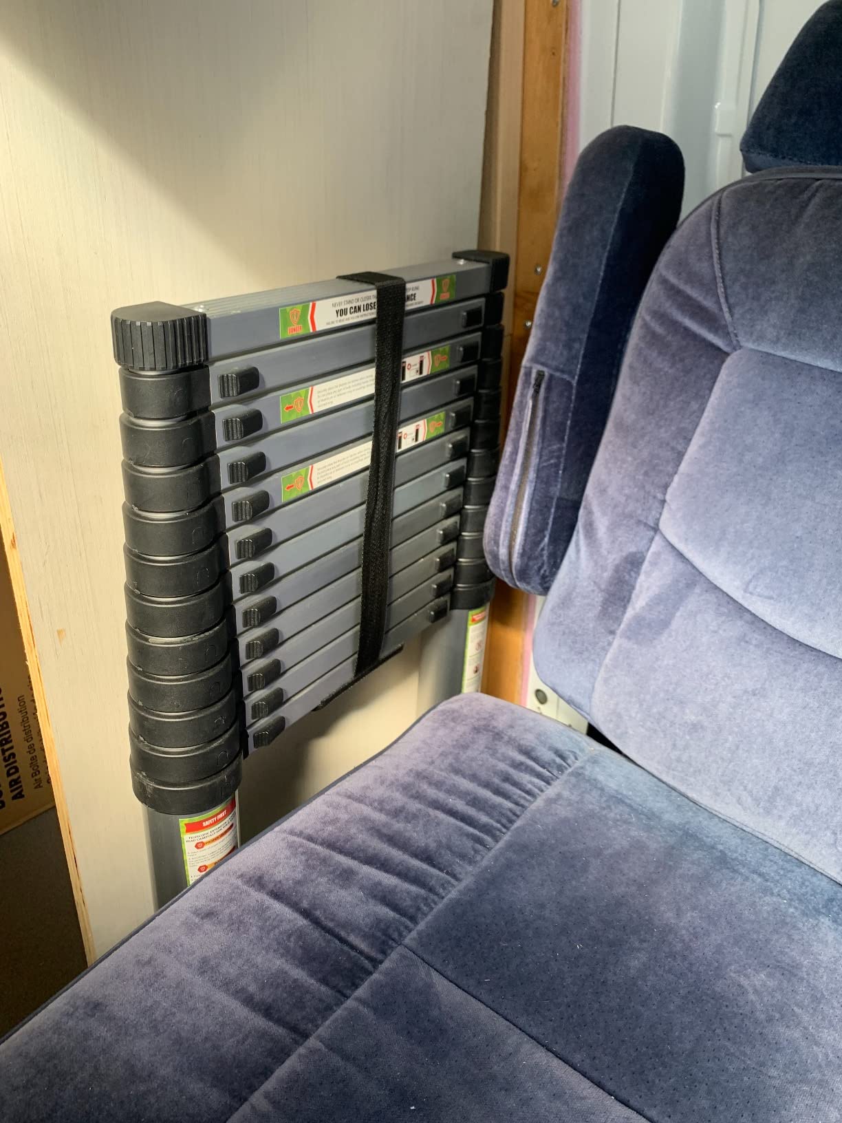 Échelle Télescopique Bm Tools 3.8m En Alu Avec Stabilisateur - Charge 150kg photo review