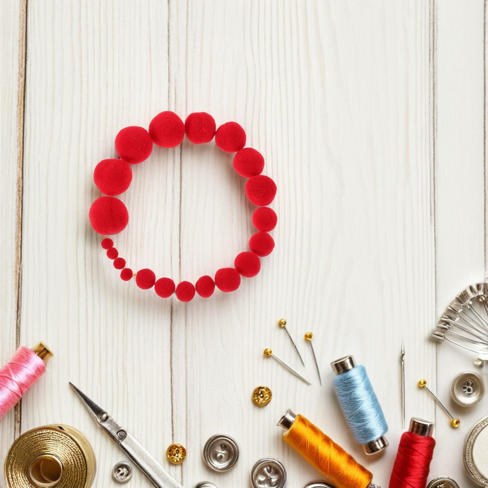 WRITWAA 500 Stück Rote Kleiner Pompons aus Polyester 10-30mm für Kreative Bastelprojekte und Schulaktivitäten Flauschige Weiche Bälle zur Dekoration und Selbstgemacht Handarbeit