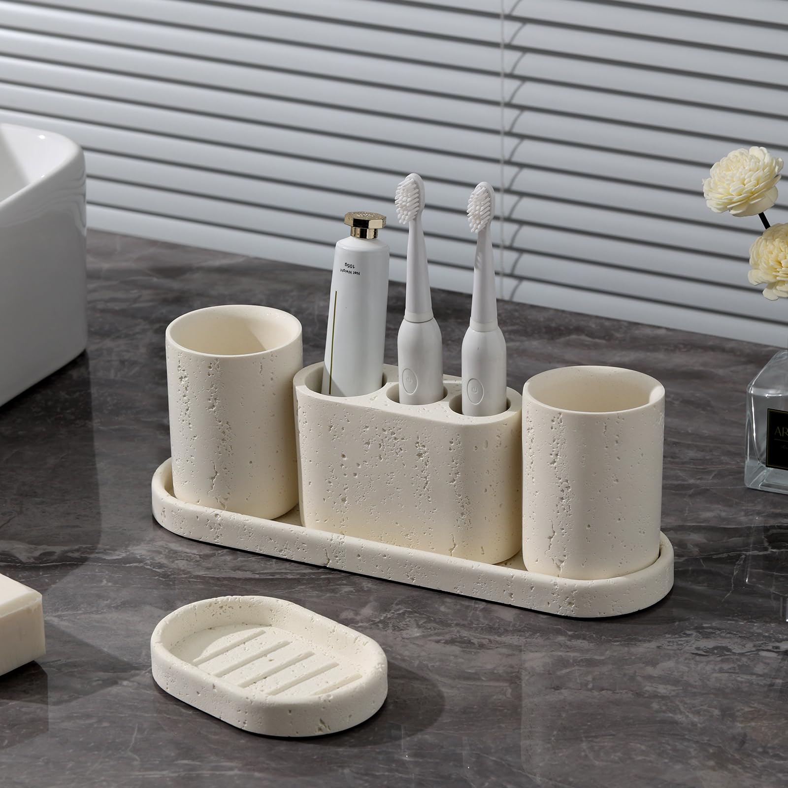 Juego de accesorios de baño, juego de 4 soportes para cepillos de dientes, incluye 3 ranuras para cepillo de dientes eléctrico y soporte para pasta de dientes, 2 vasos y bandeja para baño 6