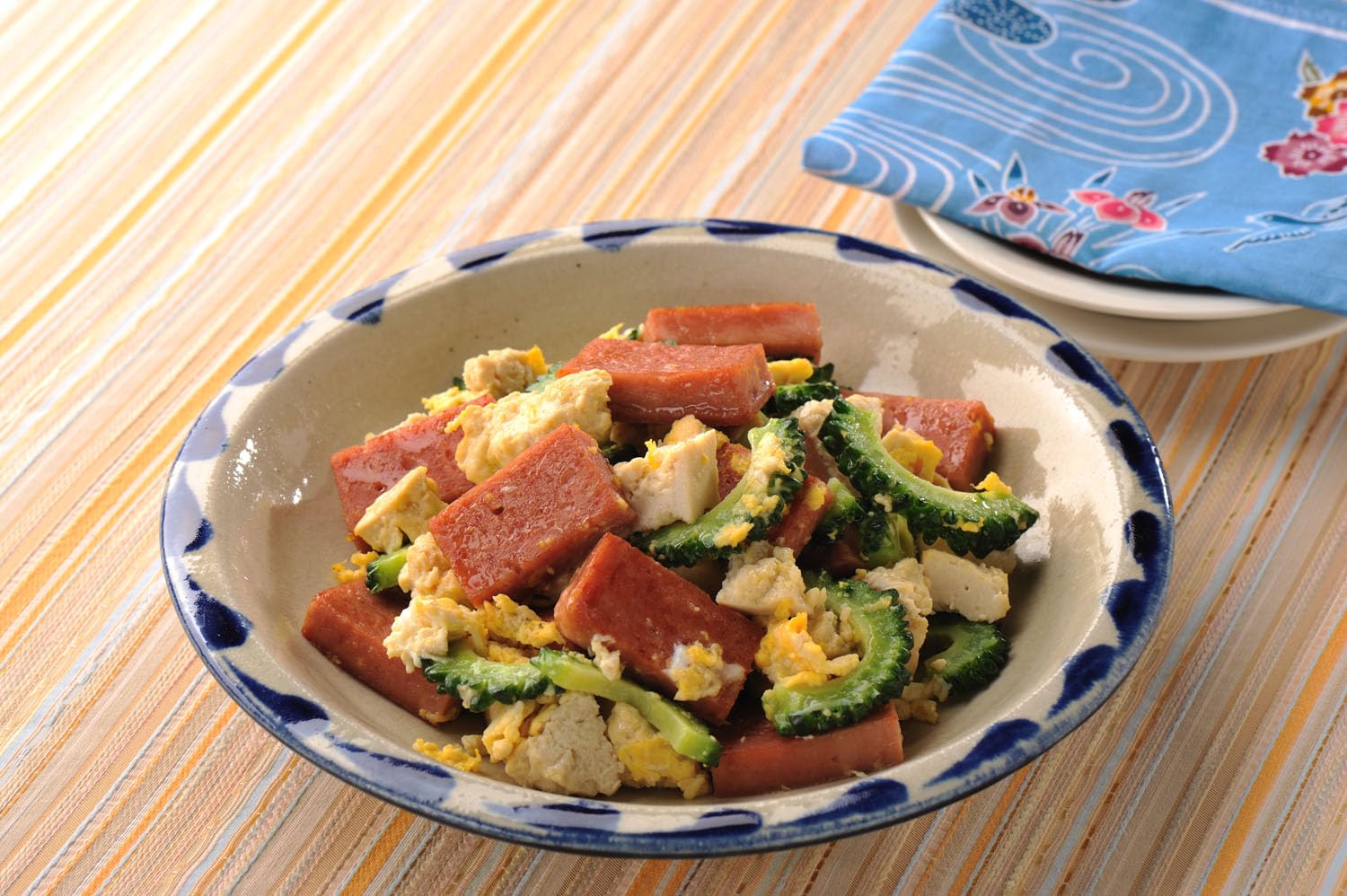 Amazon.co.jp: 明治屋 チューリップ ポークランチョンミート 200g