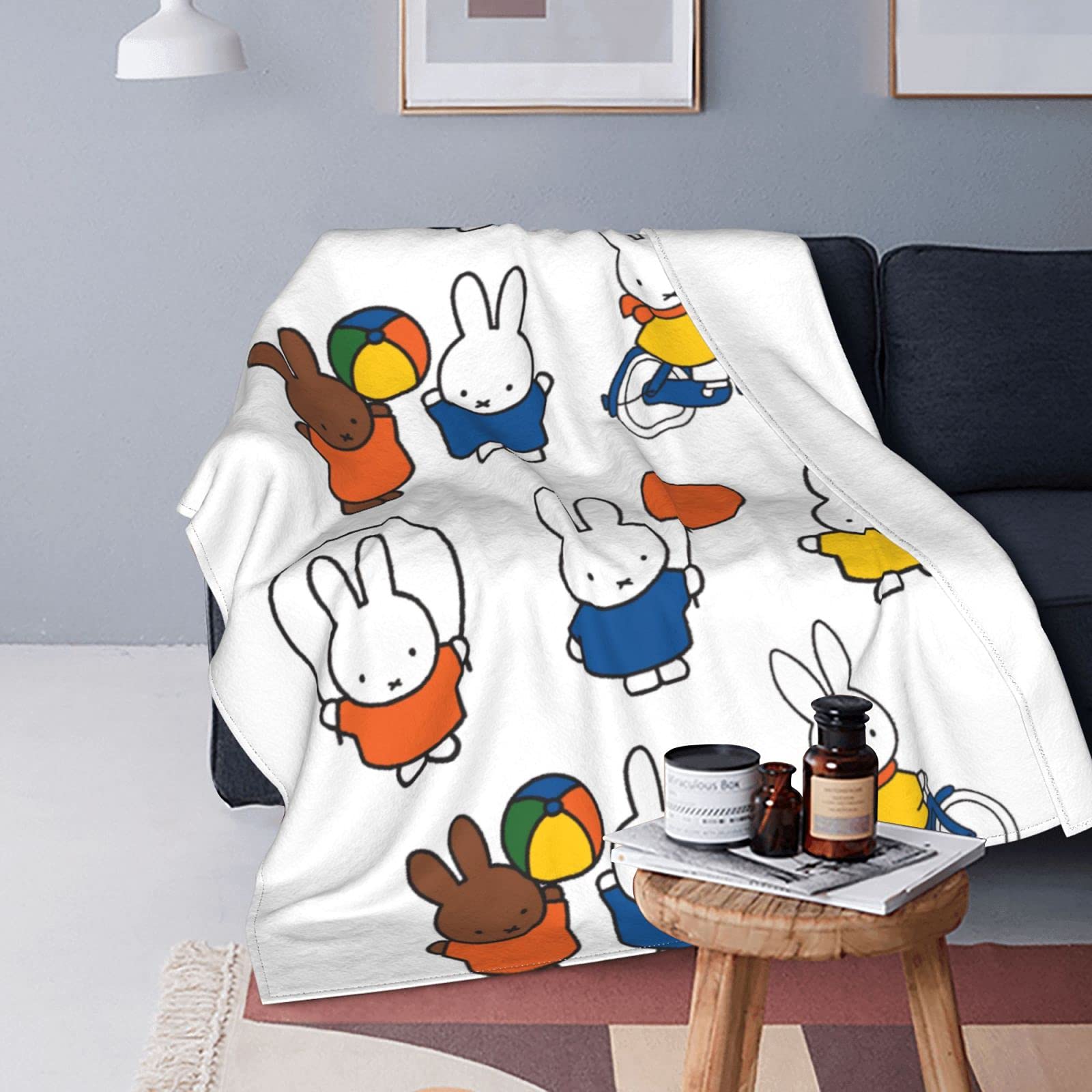 Amazon.co.jp: Miffy Anime Semi-Double Heated Throw Blanket, Warm, Soft  Texture, Microfiber, Fleece, Thin, For Fall and Winter, Cute, Stylish, 59.1  x 78.7 inches (150 x 200 cm), 49.2 x 59.1 inches (125