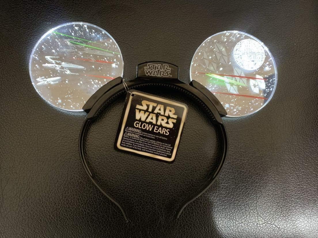Amazon ディズニー カチューシャ スターウォーズ 光る アメリカ カリフォルニア ディズニーランド 限定 アニメ 萌えグッズ 通販