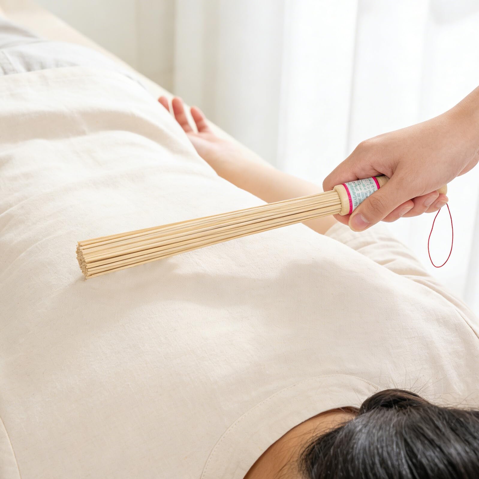 SECFOU Bastones de Masaje de Bambú 4 Piezas para Espalda y Cuerpo, Herramientas Manuales Naturales para Aliviar Tensión Muscular en Casa, Rascador y Masajeador Portátil para