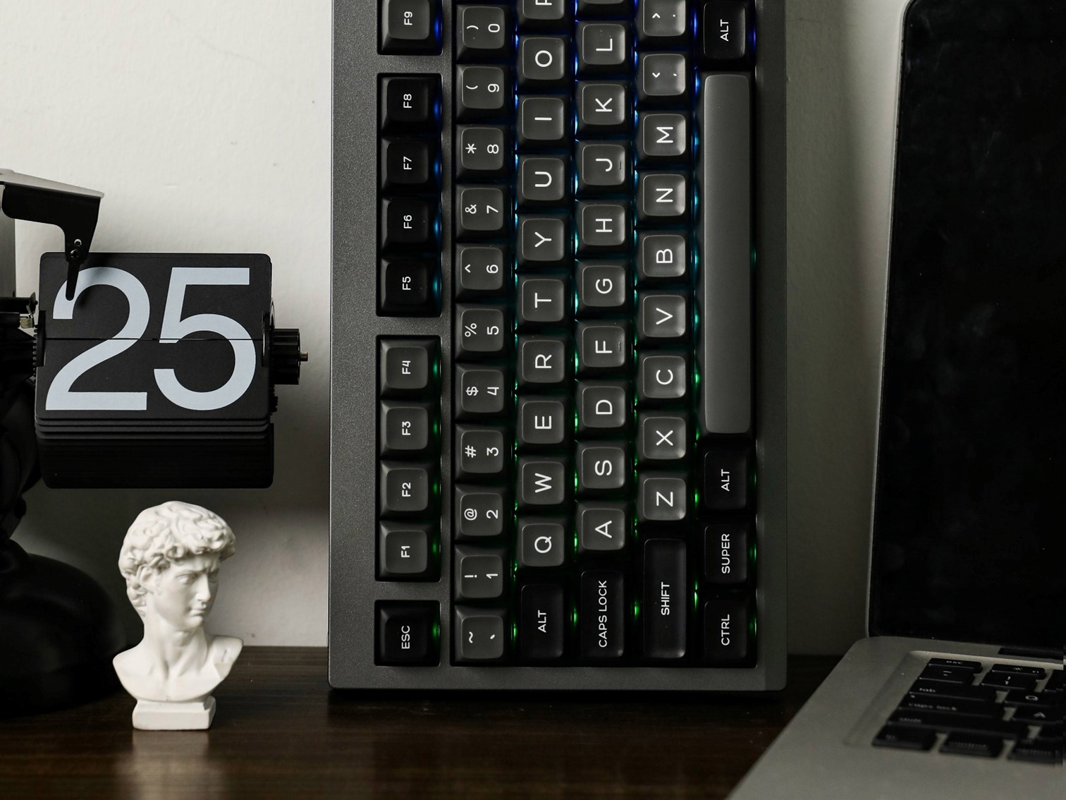 Amazon | EPOMAKER TH80 PRO V2 ワイヤレス ゲーミングキーボード RGB