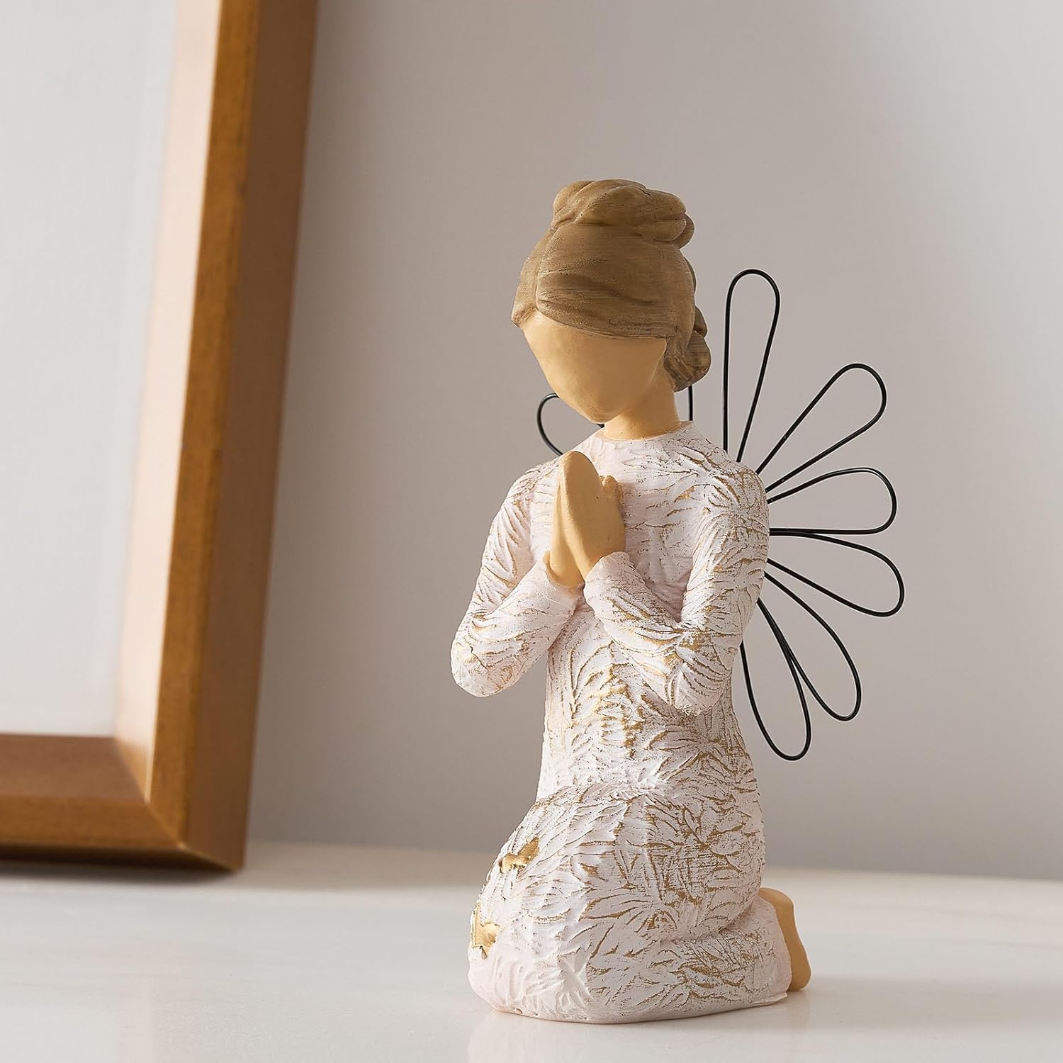 NAN ZAI NAN FANG Sympathy Angel Figurines for Loss of Loved Ones Angel Statues Home Decor Serenity Prayer Gifts for Women Resin Sculpted Hand-Painted Figure Bereavement Gift Praying Hands Statue