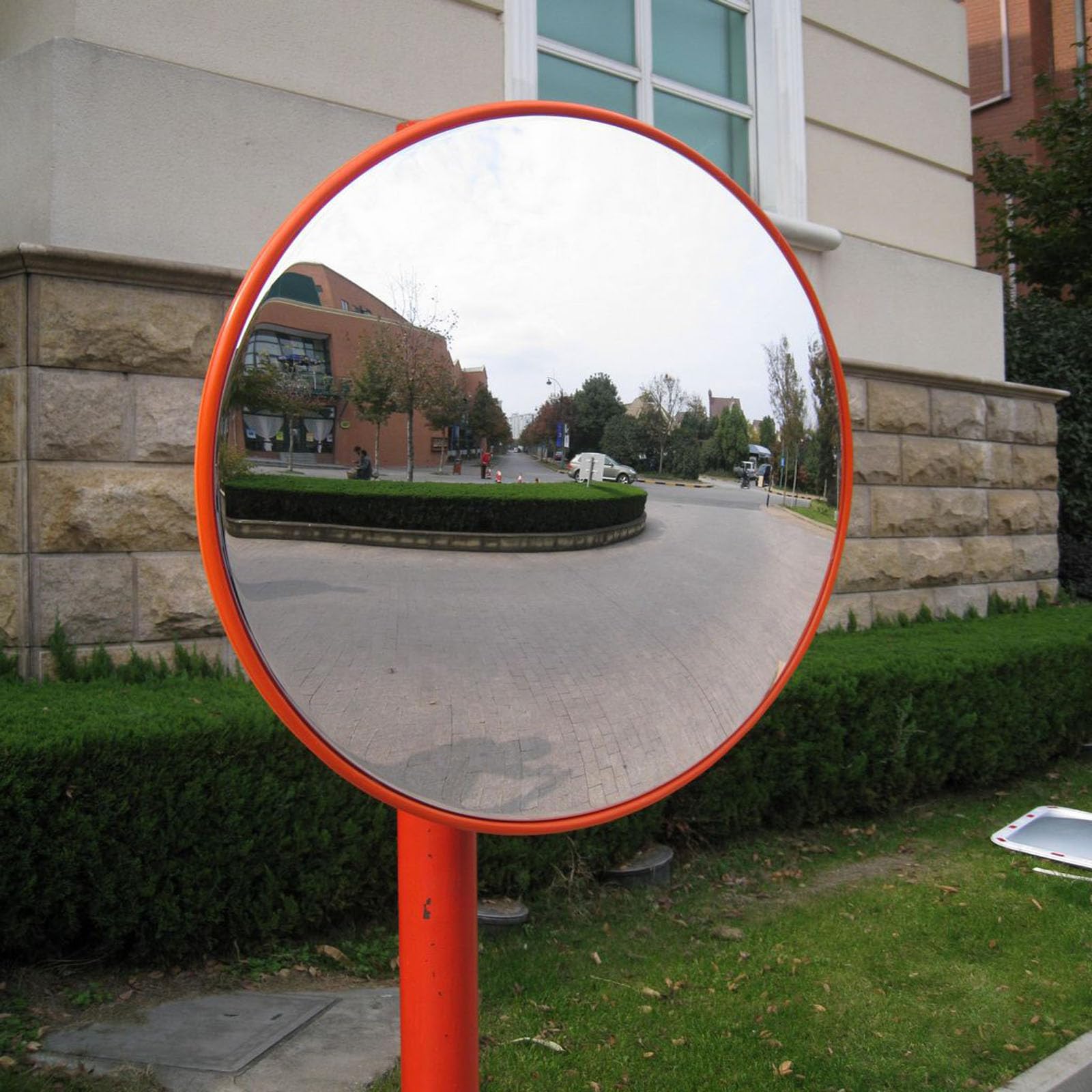 Specchio Convesso di Sicurezza, Specchio Stradale da 60 cm, Specchio Convesso per il Traffico Specchio Parabolico Stradale Specchio Grandangolare Regolabile per Strada e Garage per Interni ed Esterni