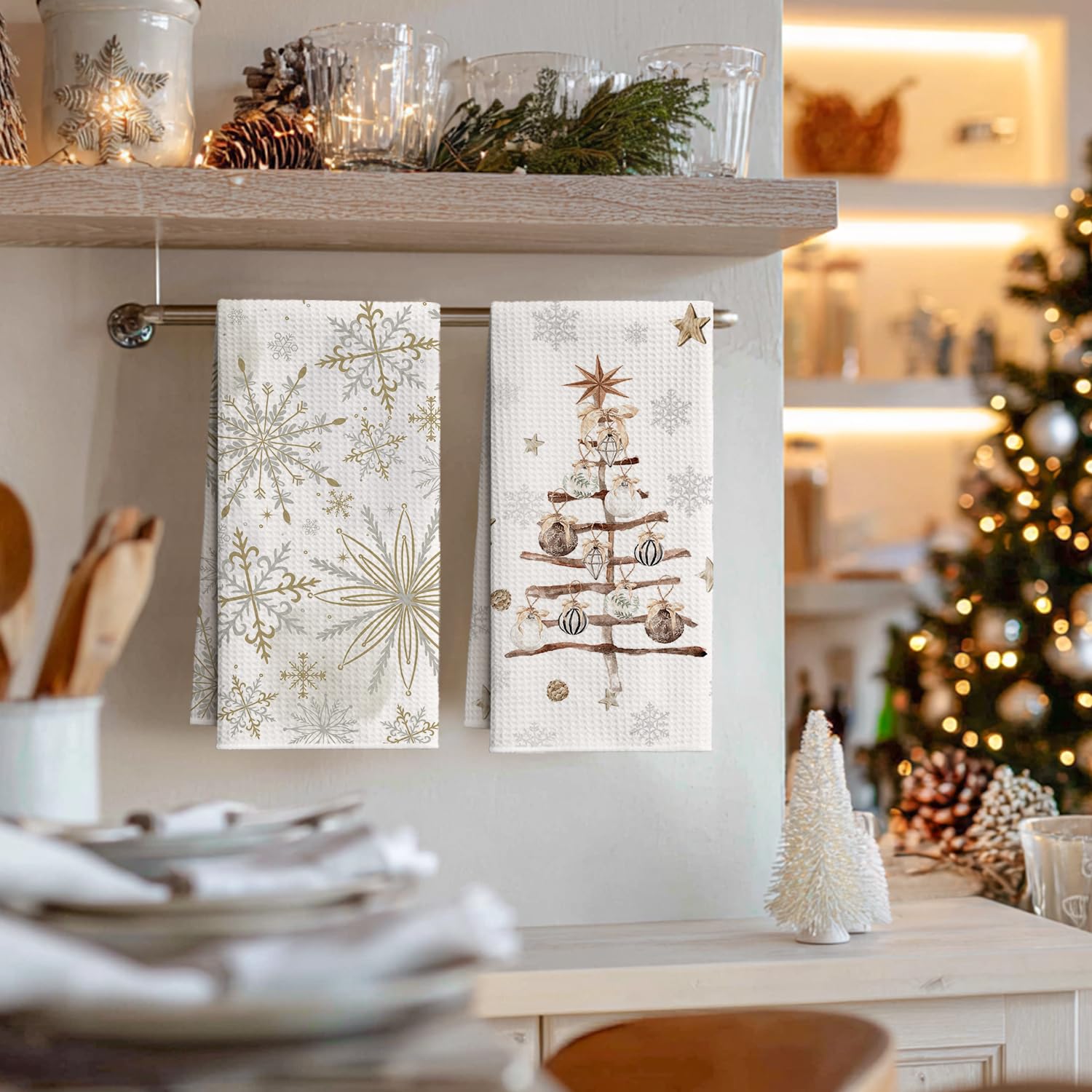 Lot De 2 Torchons De Cuisine Artoid Mode - Motifs Flocons De Neige, Arbres, Cadeaux Et Renne - 42 X 65 Cm
