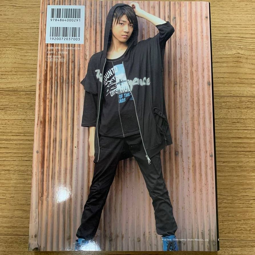 Amazon.co.jp: 玲音LEO ASAKA 浅賀玲音写真集 : おもちゃ