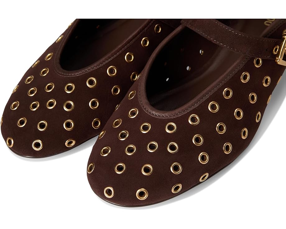 Bernardo Borden Grommet - Right View