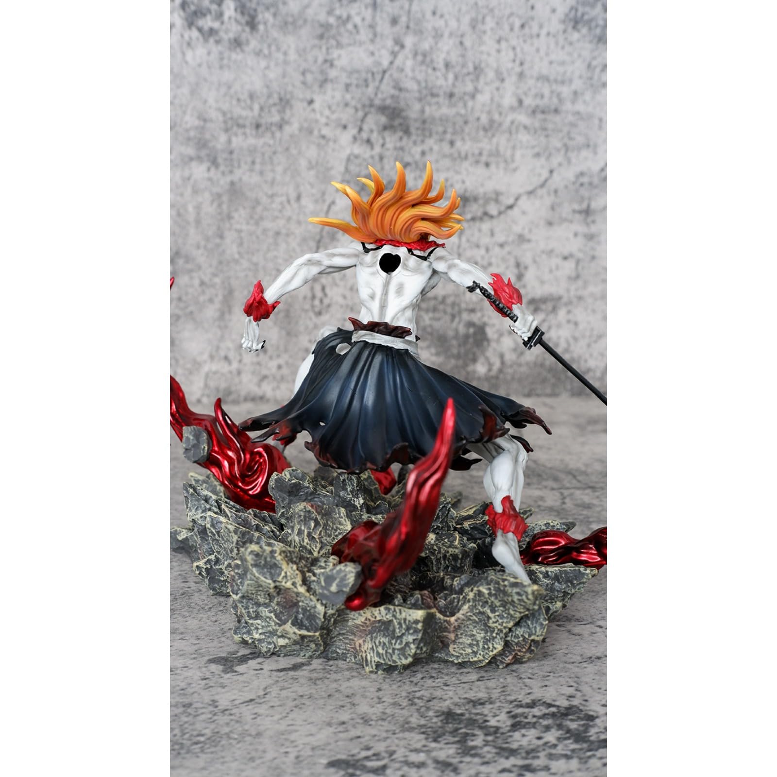Amazon.co.jp: [YAORUI] 黒崎一護 フィギュア 牛頭一護 人形 完全虚化