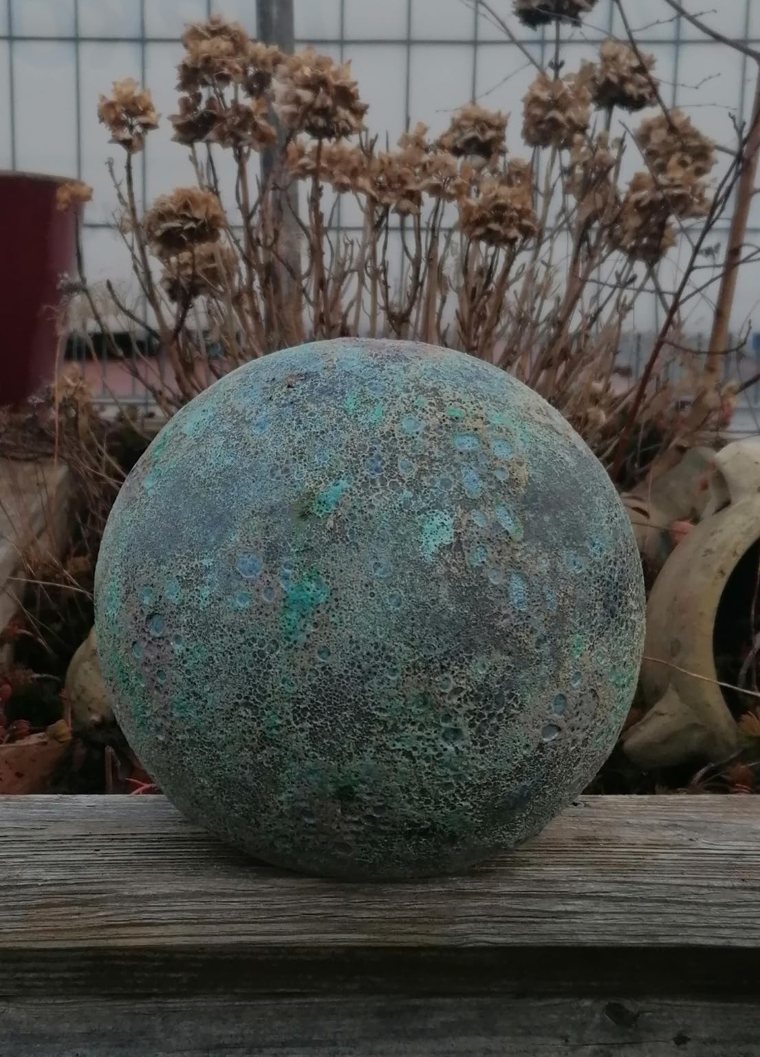 Generisch B-Ware !! Schöne außergewöhnliche Kugel ø ca. 30 cm aus winterfesten Steinzeug türkis - blaugrün Deko Garten